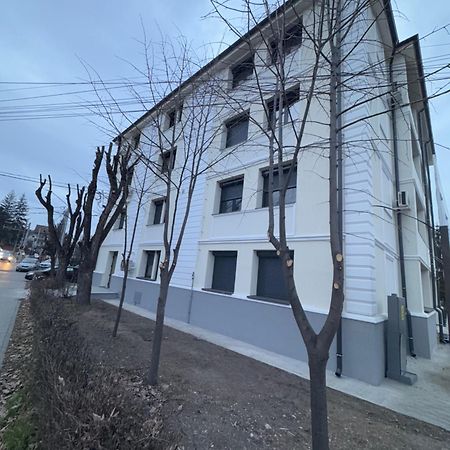 Apartament Ultracentral Modern 1 Piteşti Buitenkant foto