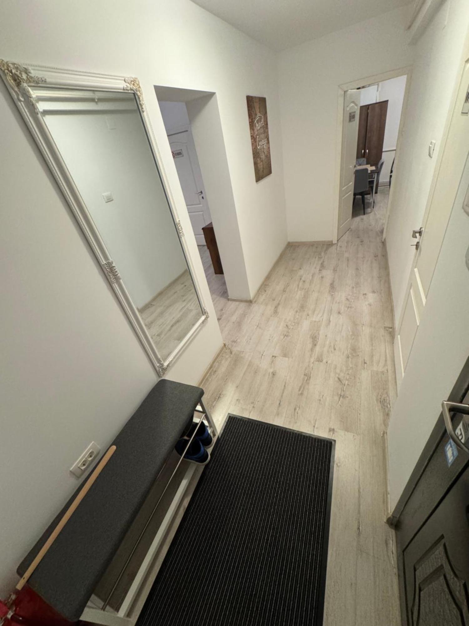 Apartament Ultracentral Modern 1 Piteşti Buitenkant foto