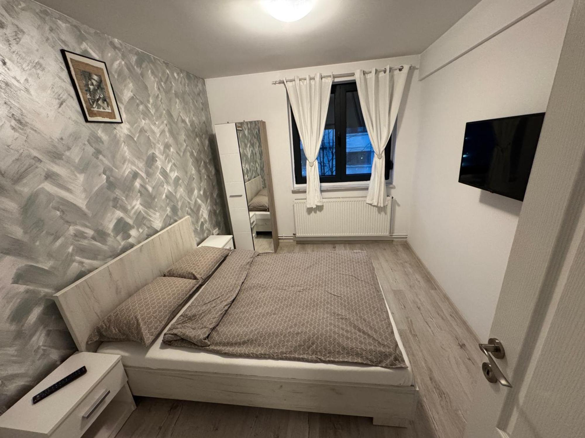 Apartament Ultracentral Modern 1 Piteşti Buitenkant foto