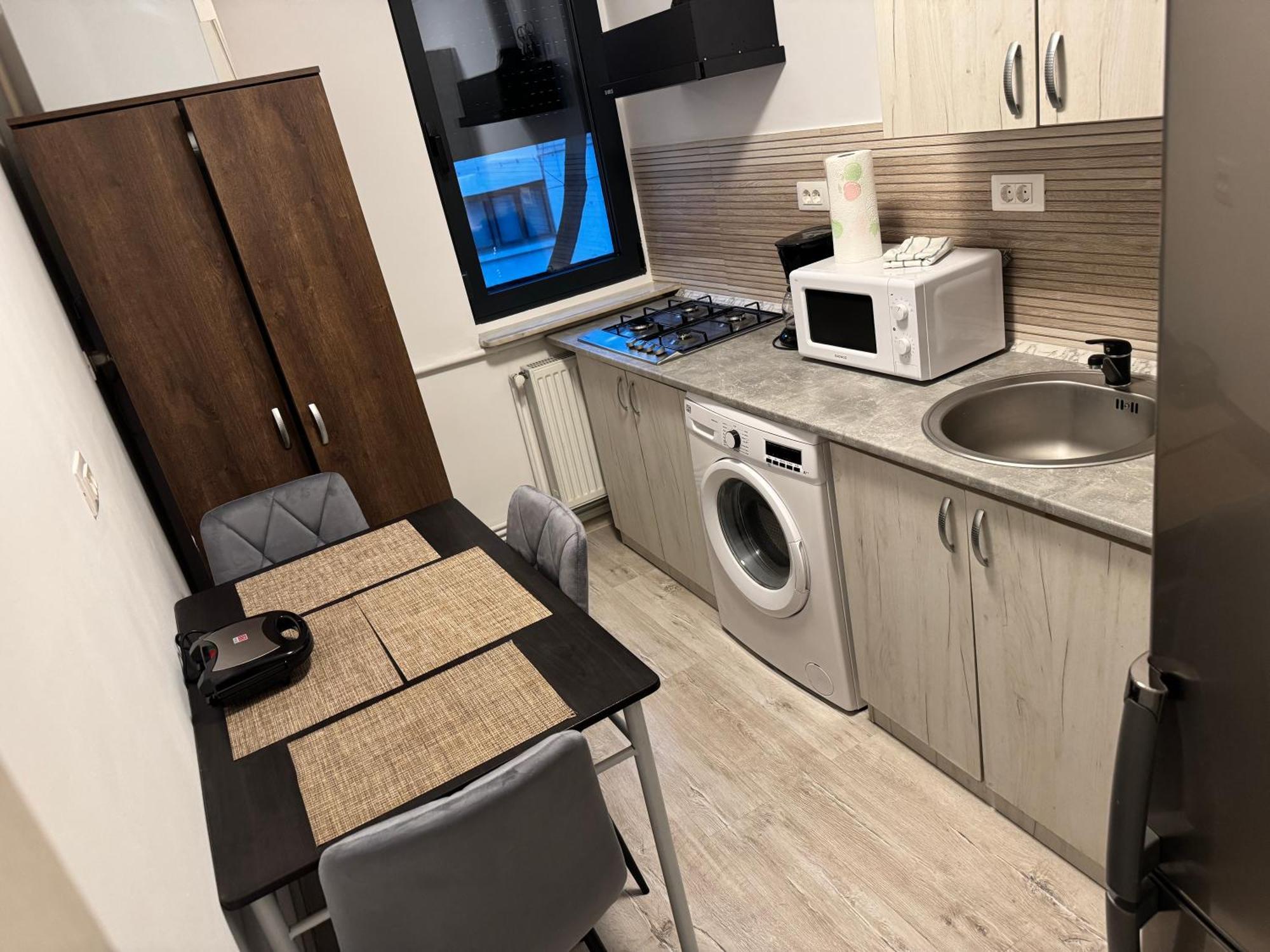 Apartament Ultracentral Modern 1 Piteşti Buitenkant foto