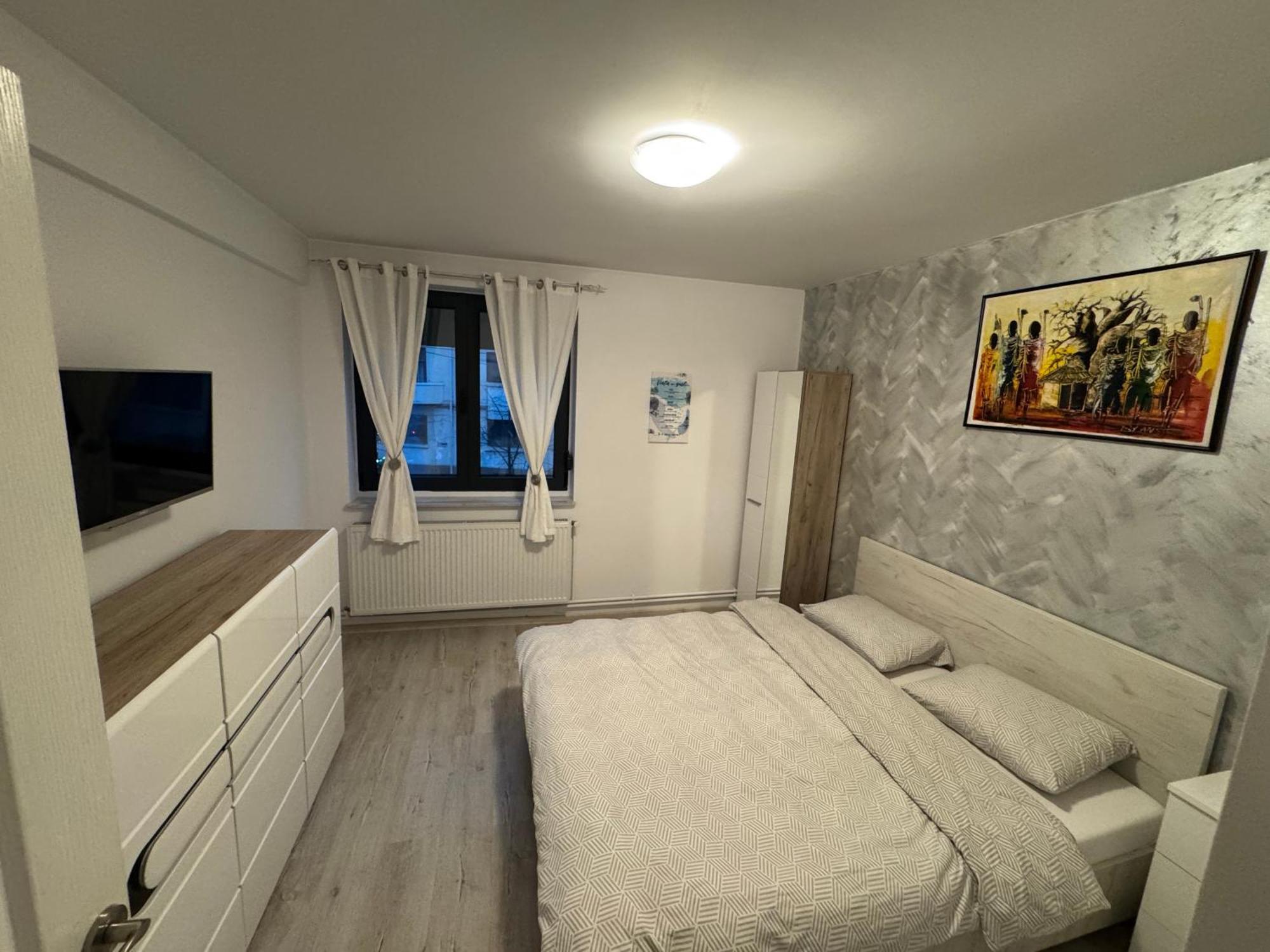 Apartament Ultracentral Modern 1 Piteşti Buitenkant foto